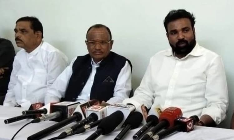 ನಮ್ಮ ಸರ್ಕಾರ ಡಕೋಟಾ ಬಸ್ ಅಲ್ಲ ಶರವೇಗದ ಜೆಟ್ ವಿಮಾನ: ಸಚಿವ ಶ್ರೀರಾಮುಲು 