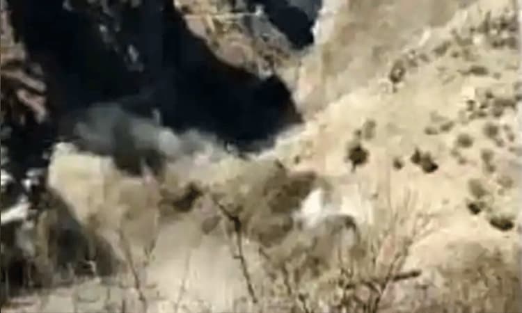 ಉತ್ತರಾಖಂಡದಲ್ಲಿ ಹಿಮನದಿ ಒಡೆದು ಪ್ರವಾಹ ಸೃಷ್ಟಿ : ಹಲವರು ನಾಪತ್ತೆ