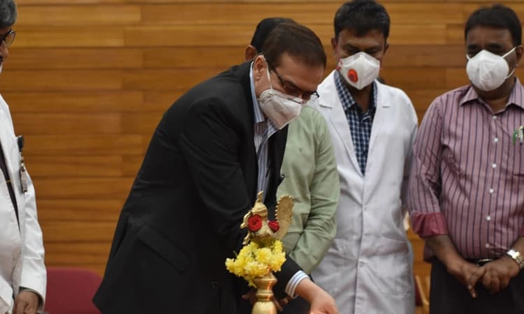 ಪೋಷಕರೇ ನಿಮ್ಮ  ಮಕ್ಕಳ ಮೇಲೆ ನಿಗಾವಹಿಸಿ : ಮಿಮ್ಸ್‌ ನಿರ್ದೇಶಕ ಡಾ.ಹರೀಶ್‌