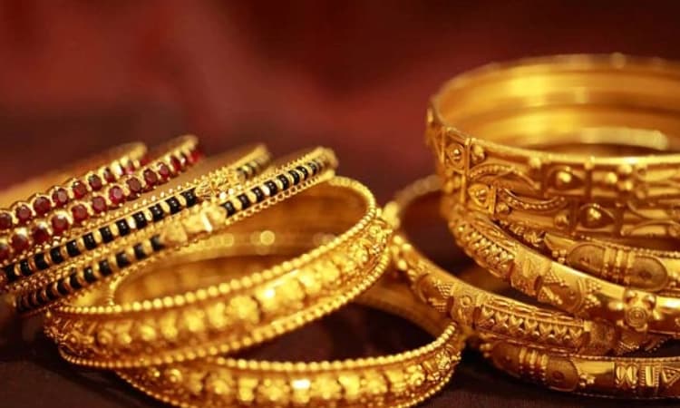 ಕೇಂದ್ರ ಬಜೆಟ್ : ಚಿನ್ನ, ಬೆಳ್ಳಿ ಸುಂಕ ಇಳಿಕೆ ; ಎನ್ಆರ್‌ಐಗಳಿಗೆ ಅನುಕೂಲ