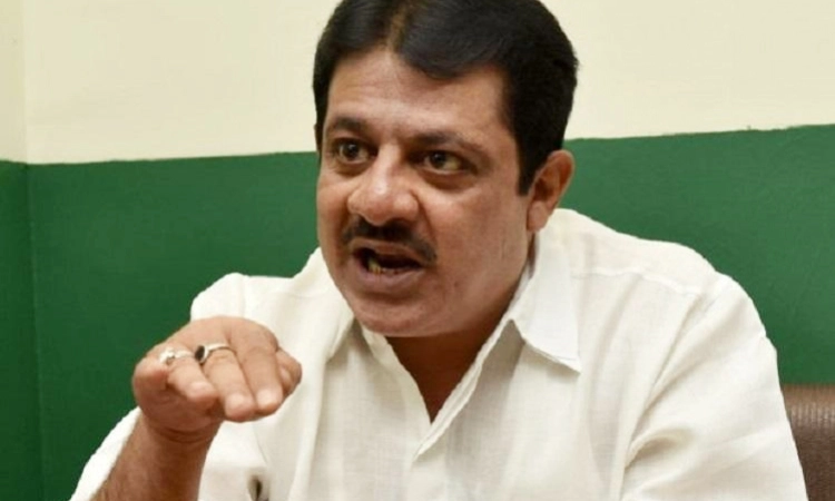 ಬಿಜೆಪಿ ಜತೆ ಕೈ ಜೋಡಿಸಿ ಖೆಡ್ಡಾ ತೋಡಿಕೊಂಡ ಜೆಡಿಎಸ್‌: ಜಮೀರ್‌