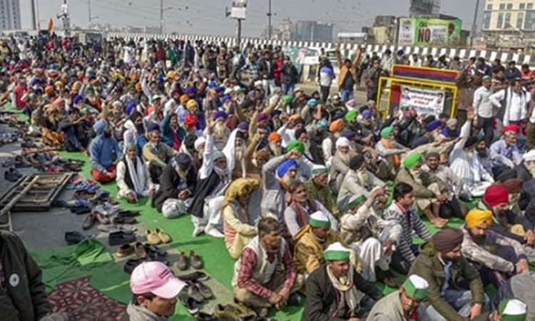ಪ್ರತಿಭಟನೆ ಅಂತ್ಯಗೊಳಿಸಿ, ಕೂಡಲೇ ಸ್ಥಳ ಬಿಟ್ಟು ಹೊರಡಿ: ರೈತರಿಗೆ ಉತ್ತರ ಪ್ರದೇಶ ಸರ್ಕಾರ