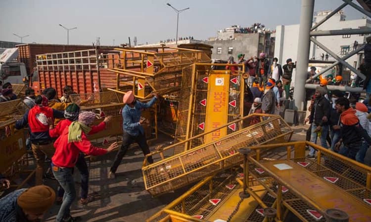 ದೆಹಲಿ ಹಿಂಸಾಚಾರ: ರೈತ ಮುಖಂಡರ ವಿರುದ್ಧ ಲುಕ್ ಔಟ್ ನೋಟಿಸ್ ಜಾರಿ, ದೀಪ್ ಸಿಧು ನಾಪತ್ತೆ?