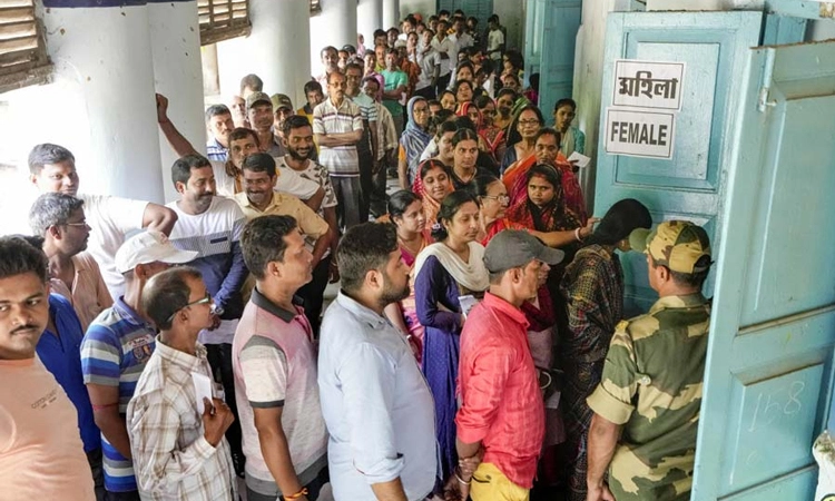 By Election: ವಯನಾಡ್‌ ಉಪಸಮರ: ಶೇ.65ರಷ್ಟು ಮತದಾನ