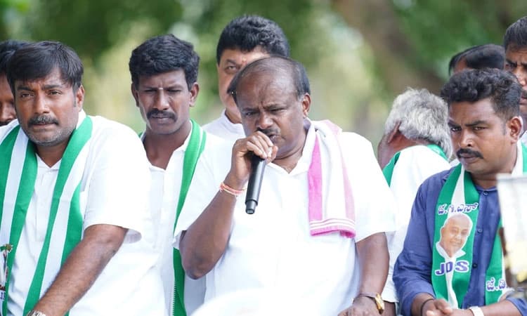 Police FIR: ಎಫ್ಐಆರ್‌ ದಾಖಲಿಸಿ ನನ್ನ ವಿರುದ್ಧ ಸರ್ಕಾರದಿಂದ ದ್ವೇಷ ಸಾಧನೆ: ಎಚ್‌ಡಿಕೆ