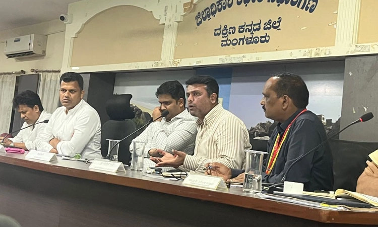 Ayushman Bharat; ಎಲ್ಲ ಖಾಸಗಿ ಆಸ್ಪತ್ರೆಗಳ ಸೇರ್ಪಡೆಗೆ ಸಂಸದರ ಸೂಚನೆ  
