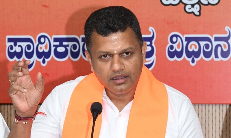 Mangaluru: ವಕ್ಫ್ ಕಾನೂನು ಮೂಲಕ ರೈತರ ಜಮೀನು ಕಬಳಿಕೆ: ಚೌಟ