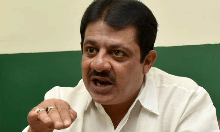 Waqf Land Issue; ಯಾವ ಕಾರಣಕ್ಕೂ ರೈತರ ಜಮೀನು ಮುಟ್ಟಲ್ಲ: ಜಮೀರ್‌ ಅಹ್ಮದ್