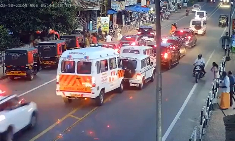 Kerala: ಸರಣಿ ಅಪಘಾತ… ಅಪಾಯದಿಂದ ಪಾರಾದ ಕೇರಳ ಸಿಎಂ: ವಿಡಿಯೋ ವೈರಲ್