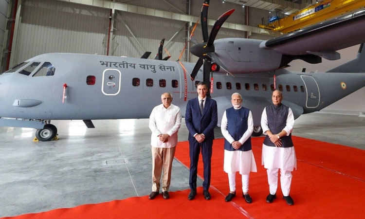 TATA Aircraft Complex: ಮೊದಲ ಖಾಸಗಿ ಸೇನಾ ವಿಮಾನ ಘಟಕಕ್ಕೆ ಚಾಲನೆ