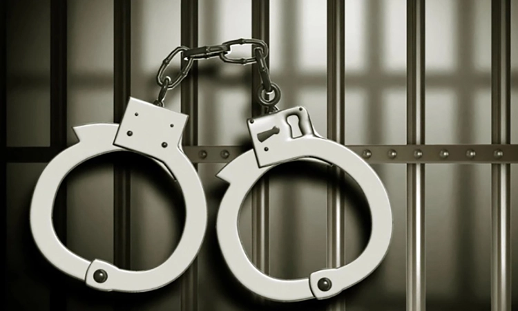 ಕ್ಷುಲ್ಲಕ ಕಾರಣಕ್ಕೆ ತಂದೆ ಮಗನ ಕೊಲೆ : ಪೊಲೀಸರಿಂದ ಮೂವರು ಆರೋಪಿಗಳ ಸೆರೆ