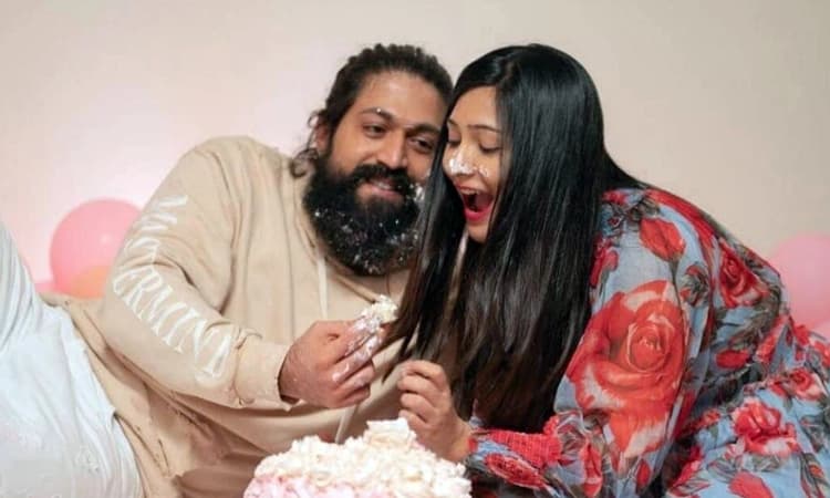 ಸರಳವಾಗಿ ನಡೆದ ನಟ ಯಶ್‌ ಬರ್ತ್‌ಡೇ