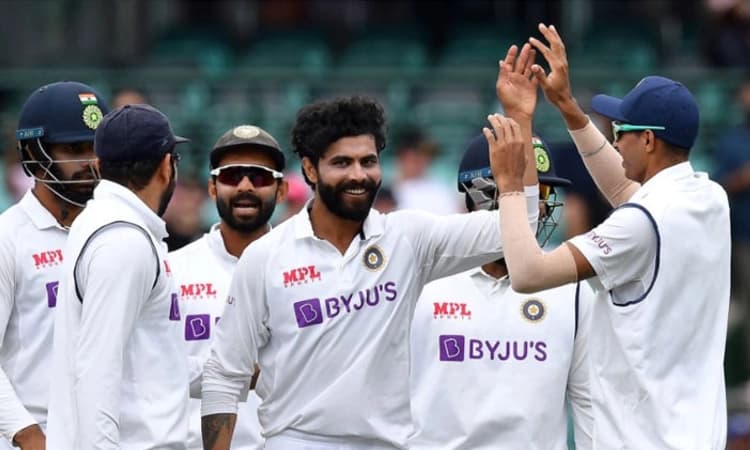 ಜಡೇಜಾ, ಬುಮ್ರಾ ಬಿಗು ದಾಳಿ ನಡುವೆ ಸ್ಮಿತ್ ಶತಕದಾಟ: ಆಸೀಸ್ ಉತ್ತಮ ಮೊತ್ತ