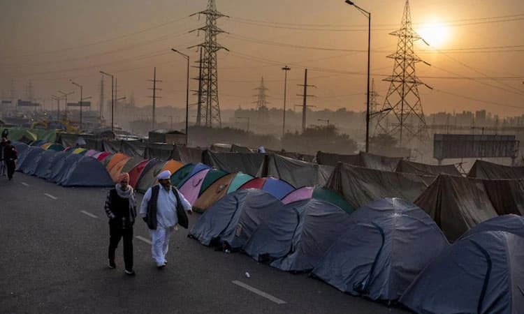 ದೆಹಲಿ ಟ್ರ್ಯಾಕ್ಟರ್ ಜಾಥಕ್ಕೆ ಕುಟುಂಬದ ಸದಸ್ಯರೊಬ್ಬರನ್ನು ಕಳುಹಿಸಿ: ರೈತ ಮುಖಂಡರ ಒತ್ತಾಯ