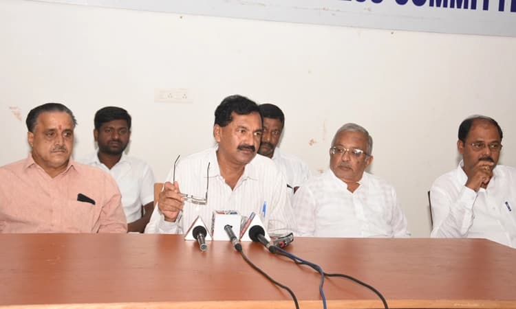 ಕಟ್ಟಡ ತ್ಯಾಜ್ಯ ಸಂಗ್ರಹಣೆಗೆ ಖಾಸಗಿ ಸಂಸ್ಥೆ ಜತೆ ಒಪ್ಪಂದ ಅಕ್ರಮ