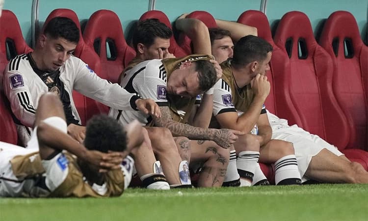 ವಿಶ್ವಕಪ್‌ ಪಂದ್ಯಾ ವಳಿ: ಜರ್ಮನಿಗೆ ಮರ್ಮಾಘಾತ