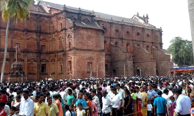 ಜಗತ್ಪ್ರಸಿದ್ಧ ಓಲ್ಡ್ ಗೋವಾ ಚರ್ಚ್ ಫೆಸ್ಟ್ ; ಲಕ್ಷಾಂತರ ಸಂಖ್ಯೆಯ ಭಕ್ತರ ನಿರೀಕ್ಷೆ