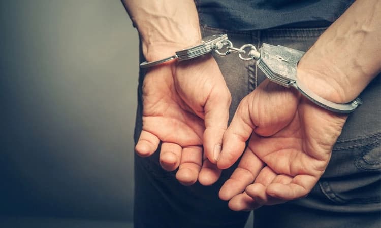 ಹೋಟೆಲ್‌ ಸಿಬ್ಬಂದಿ ಮೇಲೆ ಹಲ್ಲೆ: ಏಳು ಮಂದಿ ಬಂಧನ