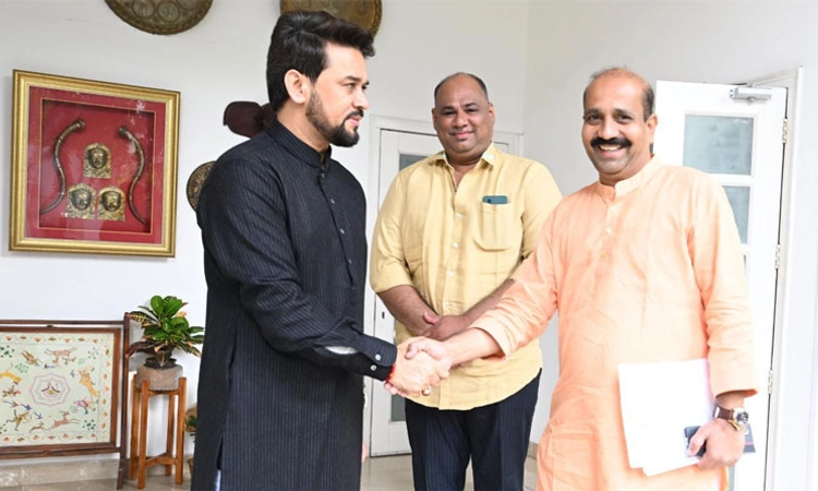 ಡಿ. 24ರಂದು ಉಡುಪಿಯಲ್ಲಿ ಪ್ರೋ ಕಬಡ್ಡಿ: ಕೇಂದ್ರ ಸಚಿವ ಅನುರಾಗ್‌ ಠಾಕೂರ್‌ಗೆ ಆಹ್ವಾನ
