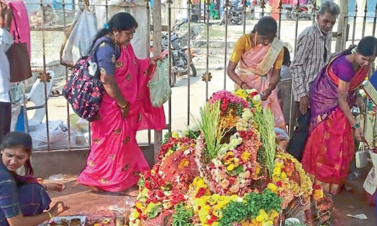 ಘಾಟಿ ಕ್ಷೇತ್ರದಲ್ಲಿ ವಿಶೇಷ ಪೂಜಾ ಕೈಂಕರ್ಯ