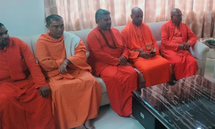 2023ರಲ್ಲಿ ಎಸ್‌ಸಿ ಇಲ್ಲವೇ ಎಸ್‌ಟಿ ವ್ಯಕ್ತಿಯೇ ಸಿಎಂ: ಮಠಾಧೀಶರ ಒಗ್ಗಟ್ಟು