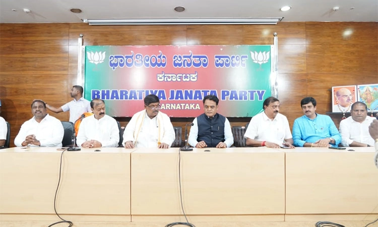 ರಕ್ತ ಹೀರುವವರನ್ನು ನಾಯಕ ಎನ್ನುತ್ತೀರಾ?: ಡಾ| ಅಶ್ವತ್ಥನಾರಾಯಣ