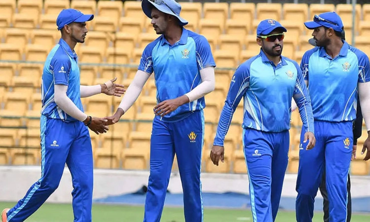 ವಿಜಯ್ ಹಜಾರೆ ಟ್ರೋಫಿ: ಪಂಜಾಬ್ ವಿರುದ್ಧ ಗೆದ್ದು ಸೆಮಿ ಎಂಟ್ರಿಕೊಟ್ಟ ಕರ್ನಾಟಕ