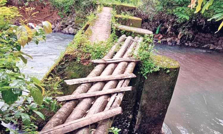 ಅಪಾಯಕರ ಕಾಲುಸಂಕ ಪಟ್ಟಿ ಸಿದ್ಧ; ಮಳೆಗಾಲಕ್ಕೆ ಮುನ್ನ ಪರ್ಯಾಯ ವ್ಯವಸ್ಥೆಗೆ ಸಿದ್ಧತೆ