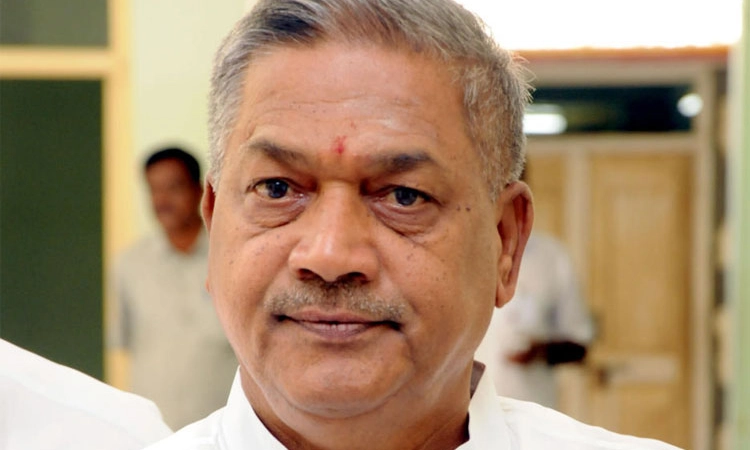 ಬಿಜೆಪಿಯಲ್ಲಿ ವಯೋಮಿತಿ ನಿಯಮ ಸಡಿಲಾಯಿತೇ? ರವೀಂದ್ರನಾಥ್‌ ಸ್ಪರ್ಧಿಸುತ್ತಾರೆ ಎಂದ ಸಿಎಂ