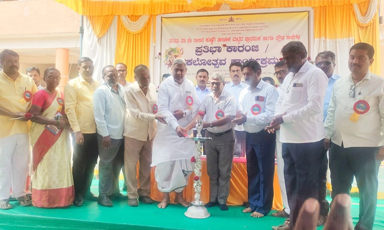 ಶಿಕ್ಷಣದೊಂದಿಗೆ ಪಠ್ಯೇತರ ಚಟುವಟಿಕೆಗಳಿಂದ ವಿದ್ಯಾರ್ಥಿಗಳಲ್ಲಿ ಹೊಸ ಪ್ರತಿಭೆ ಬೆಳಕಿಗೆ ಬರುವ ಸಾದ್ಯತೆ ಇದೆ; ಶಾಸಕ ಅಮರೇಗೌಡ ಪಾಟೀಲ