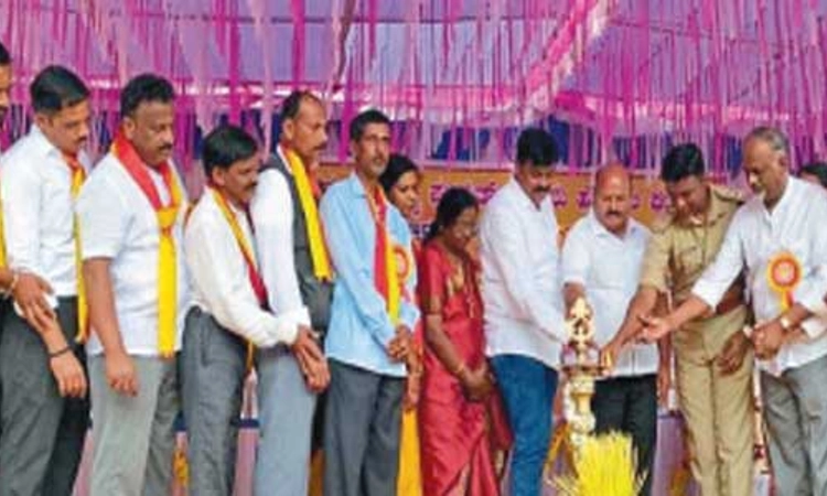 ಉನ್ನತ ಹುದ್ದೆಗಳಿಗೆ ಕನ್ನಡಿಗರನ್ನೇ ನೇಮಕ ಮಾಡಿ; ಶಾಸಕ ಎಚ್‌.ಕೆ ಕುಮಾರಸ್ವಾಮಿ