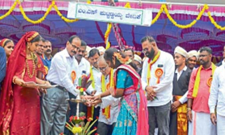 ಮೊಬೈಲ್‌ ಬಳಕೆ ಹೆಚ್ಚಾಗಿ ಪುಸ್ತಕ ಅಭಿರುಚಿ ಕಡಿಮೆ; ನವೀನ್‌ ರೈ