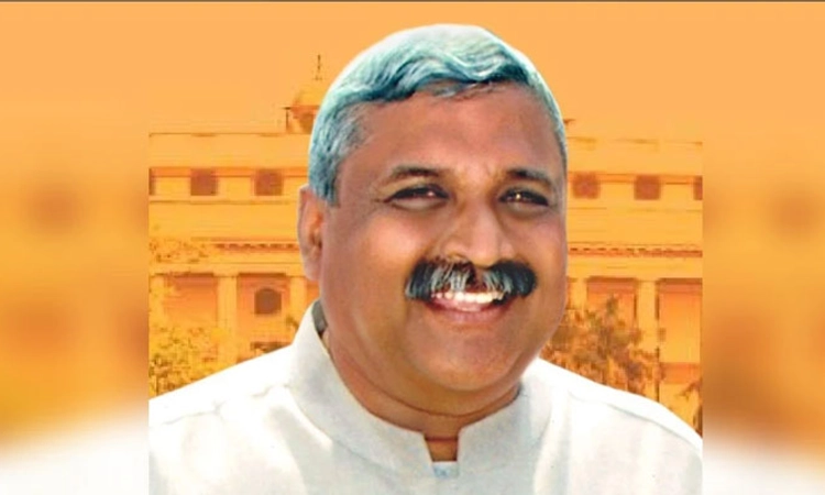 ಕಾಂಗ್ರೆಸ್ ಟಿಕೆಟ್ ಆಕಾಂಕ್ಷಿಗಳ ಸಭೆಗೆ ಬಂದಿದ್ದ ಮಾಜಿ ಶಾಸಕ ಶ್ರೀಶೈಲಪ್ಪ ಬಿದರೂರು ನಿಧನ
