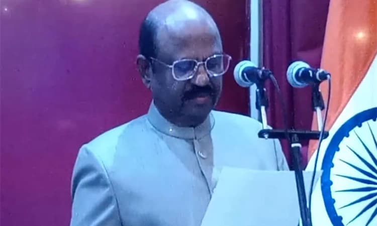 ಪಶ್ಚಿಮ ಬಂಗಾಳ ರಾಜ್ಯಪಾಲರಾಗಿ ಸಿ.ವಿ.ಆನಂದ ಬೋಸ್ ಪ್ರಮಾಣ ವಚನ ಸ್ವೀಕಾರ