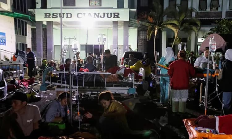 ಇಂಡೋನೇಷ್ಯಾದಲ್ಲಿ ಪ್ರಬಲ ಭೂಕಂಪ: ಸಾವಿನ ಸಂಖ್ಯೆ 162ಕ್ಕೆ ಏರಿಕೆ, 300ಕ್ಕೂ ಹೆಚ್ಚು ಗಾಯ