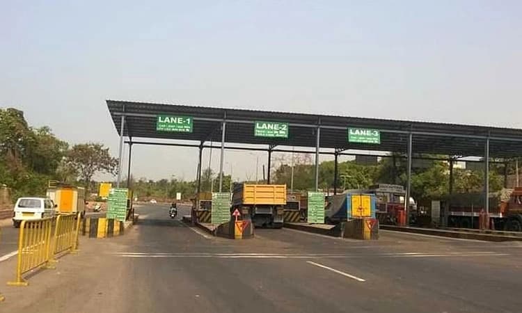 ಸುರತ್ಕಲ್‌ ಟೋಲ್‌ನಲ್ಲಿ “ಸುಂಕ’ದ ಗಲಾಟೆ!