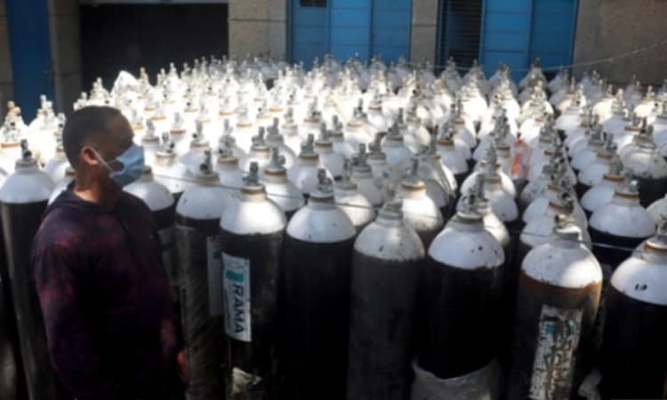 “ದೆಹಲಿಗೆ ತಕ್ಷಣವೇ ಆಕ್ಸಿಜನ್ ಸರಬರಾಜು ಮಾಡಿ, ಇಲ್ಲ ನ್ಯಾಯಾಂಗ ನಿಂದನೆ ಎದುರಿಸಿ”