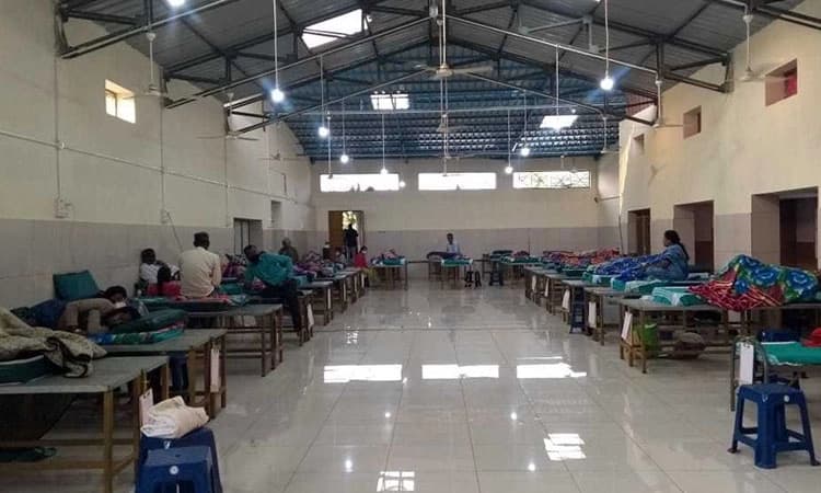 ಕಲ್ಯಾಣ ಮಂಟಪದಲ್ಲಿ ಉಚಿತ ಕೋವಿಡ್‌ ಸೆಂಟರ್‌