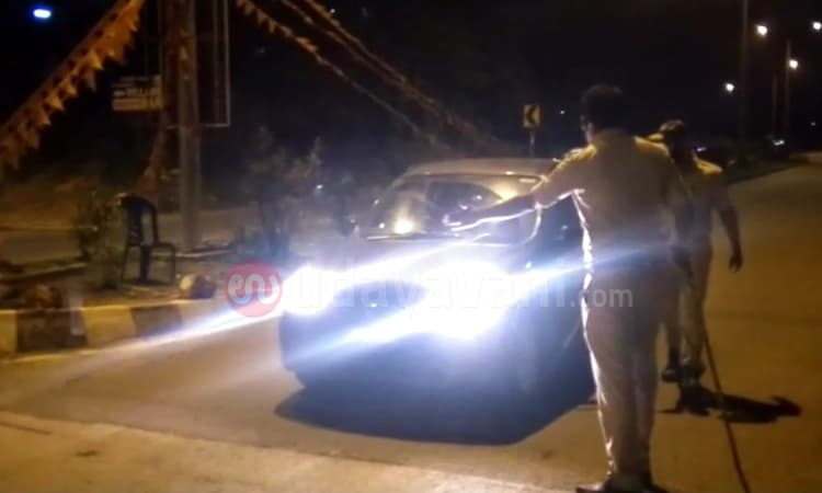 ಕೋವಿಡ್ ಕರ್ಫ್ಯೂ ಹಿನ್ನೆಲೆ : ತಲಪಾಡಿ ಗಡಿಭಾಗದಲ್ಲಿ ಬಿಗಿ ಪೊಲೀಸ್ ಬಂದೋಬಸ್ತ್