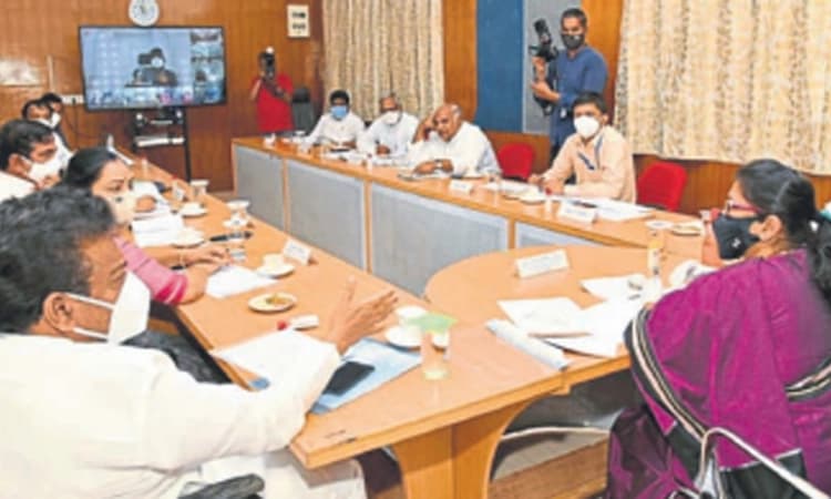 ಸೋಂಕಿತರಿಗೆ ತೊಂದರೆ ಆಗದಂತೆ ನೋಡಿಕೊಳ್ಳಿ