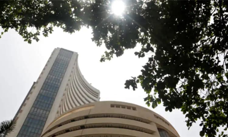 Covid ಹೆಚ್ಚಳ:ಮುಂಬಯಿ ಷೇರುಪೇಟೆ ಸೆನ್ಸೆಕ್ಸ್ 500 ಅಂಕ ಕುಸಿತ, 14,220ಕ್ಕೆ ತಲುಪಿದ ನಿಫ್ಟಿ