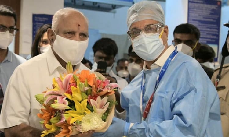 ಮಣಿಪಾಲ್ ಆಸ್ಪತ್ರೆಯಿಂದ ಡಿಸ್ಚಾರ್ಜ್ ಆದ ಸಿಎಂ ಯಡಿಯೂರಪ್ಪ