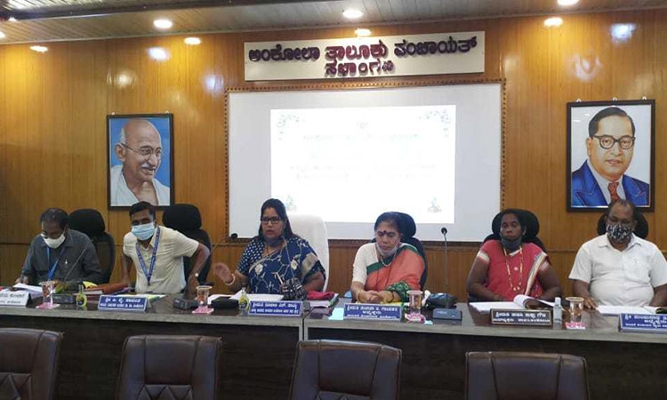 ಕಾಮಗಾರಿ  ವಿಳಂಬ ಮಾಡಿದರೆ ಕಠಿಣ ಕ್ರಮ: ಶಾಸಕಿ ರೂಪಾಲಿ ಎಚ್ಚರಿಕೆ