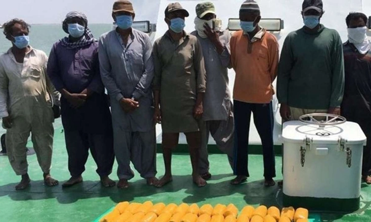 ಪಾಕ್‌ನಿಂದ ಭಾರತಕ್ಕೆ ಬರುತ್ತಿದ್ದ 300 ಕೋಟಿ ರೂ. ಮೌಲ್ಯದ ಹೆರಾಯಿನ್‌ ವಶ