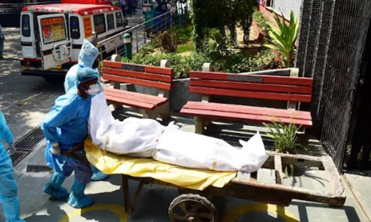 ಗುಜರಾತ್:ಕೋವಿಡ್ ಸೋಂಕಿನಿಂದ ಮೃತ…ಅಂತಿಮ ಬಿಲ್ ಹಣ ಪಾವತಿಸಿ ಶವ ಕೊಂಡೊಯ್ಯಿರಿ!