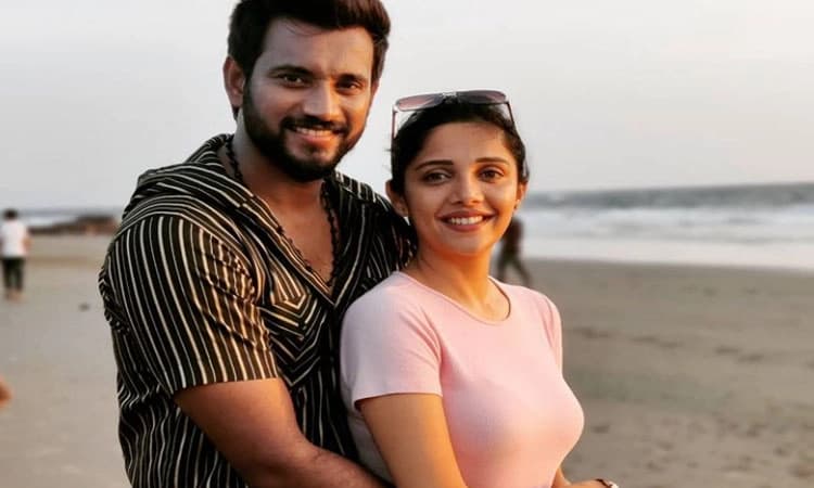 ಚಂದನವನದ ನವದಂಪತಿ ಡಾರ್ಲಿಂಗ್ ಕೃಷ್ಣ-ಮಿಲನಾ ನಾಗರಾಜ್‌’ಗೆ ಕೋವಿಡ್ ಸೋಂಕು ದೃಢ