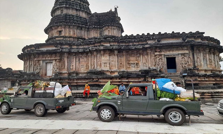 ಶೃಂಗೇರಿ ಶ್ರೀಗಳ ವರ್ಧಂತಿ ಉತ್ಸವ: ಹೊರೆಕಾಣಿಕೆ ಮೆರವಣಿಗೆ