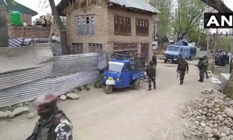 ಶೋಫಿಯಾನ್ ನಲ್ಲಿ ಎನ್ ಕೌಂಟರ್: ಮೂವರು ಉಗ್ರರ ಹತ್ಯೆಗೈದ ಭದ್ರತಾ ಪಡೆಗಳು