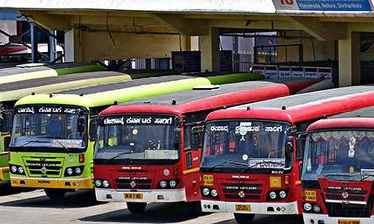 ನಾಳೆ ಸಾರಿಗೆ ನೌಕರರ ಮುಷ್ಕರ : ಪ್ರಯಾಣಿಕರಿಗೆ ಇಂದೇ ತಟ್ಟಿದ ಬಿಸಿ
