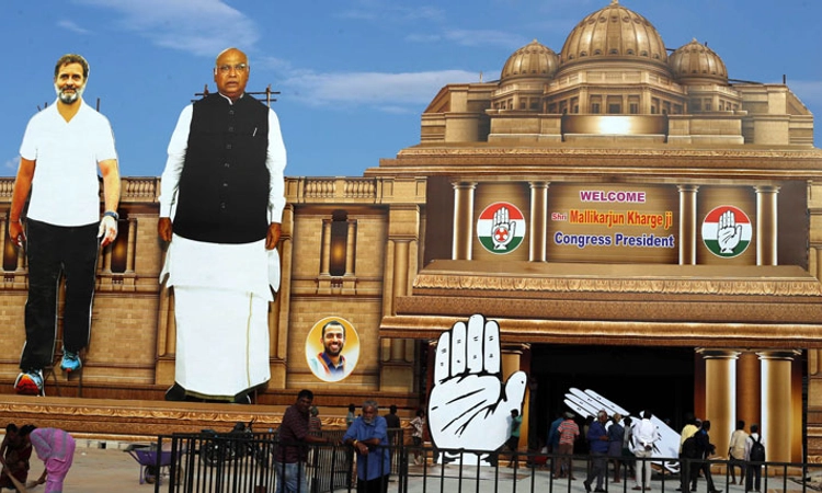 ಖರ್ಗೆ ಅದ್ದೂರಿ ಸ್ವಾಗತಕ್ಕೆ ರಾಜ್ಯ ಕಾಂಗ್ರೆಸ್‌ ಸಜ್ಜು